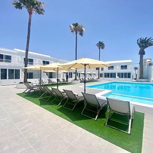 Puerto Del Carmen Airconditioned 2Bed Poolside Apt Exterior photo